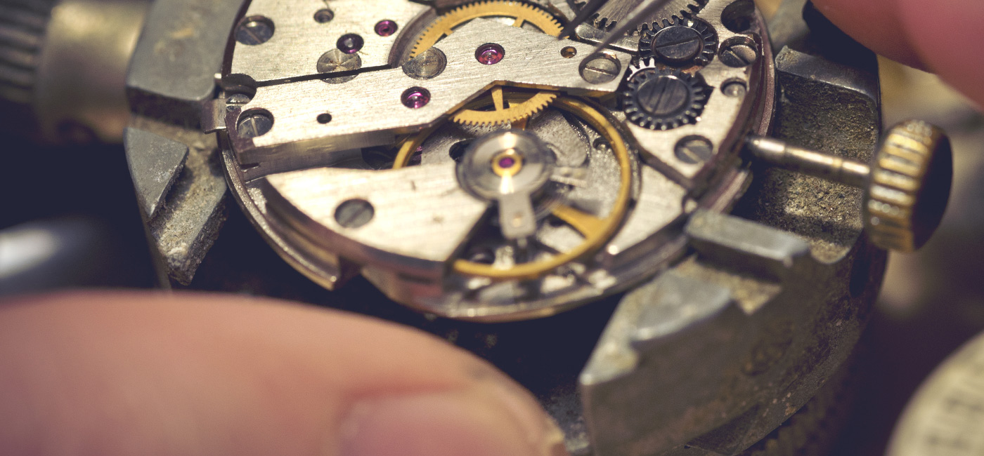 [Header] [About us] [Our difference] Watchmaker