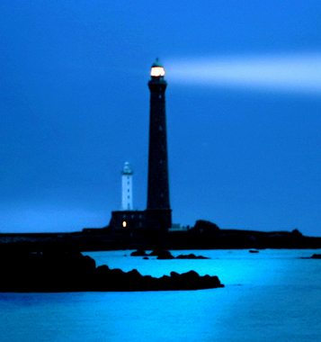 [Article image] [Flash Note] [CSC PSC] Lighthouse